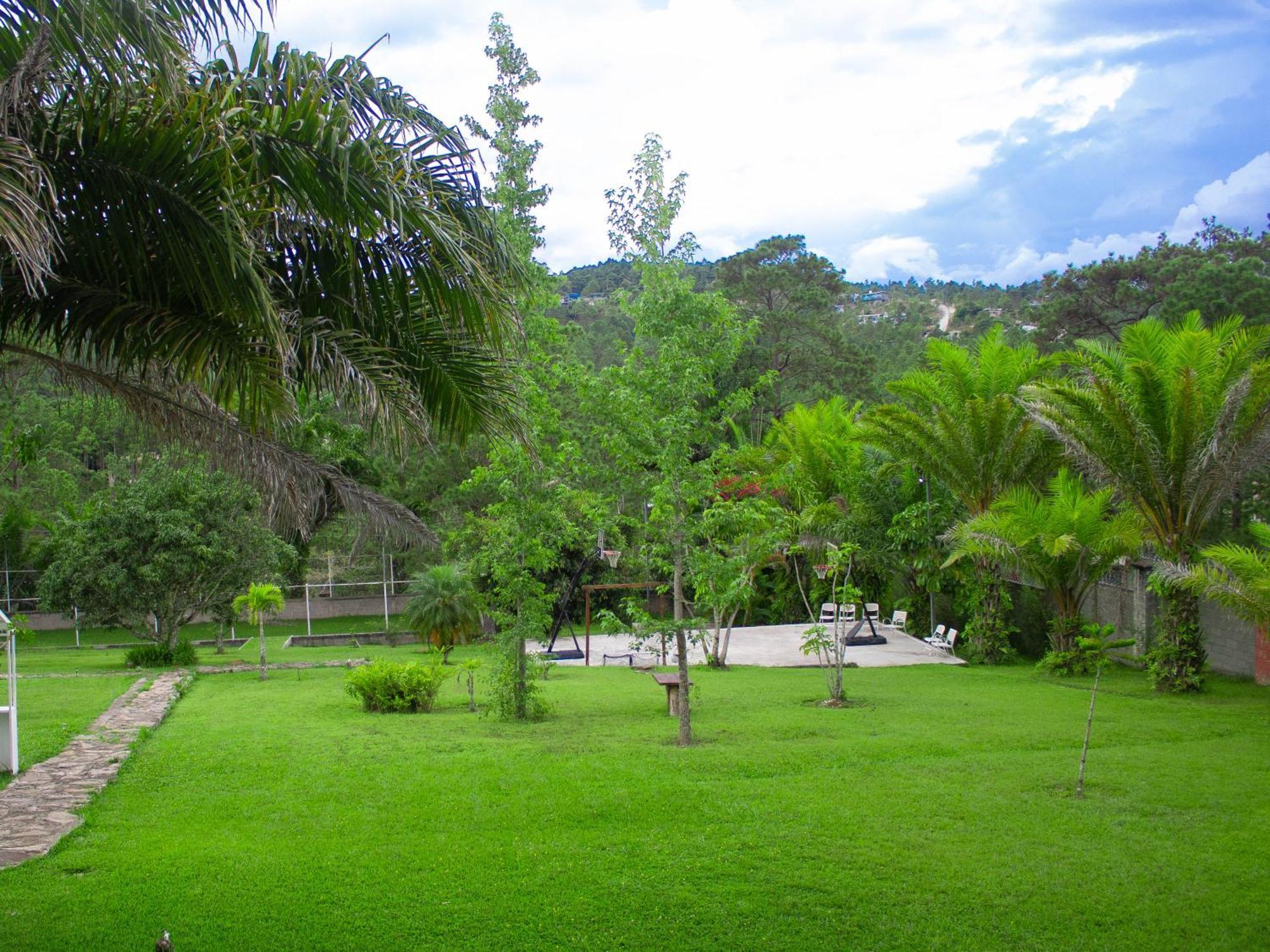 Hotel, Cocoview Valle De Angeles Εξωτερικό φωτογραφία